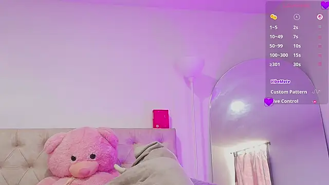 SoofiKiss webcam