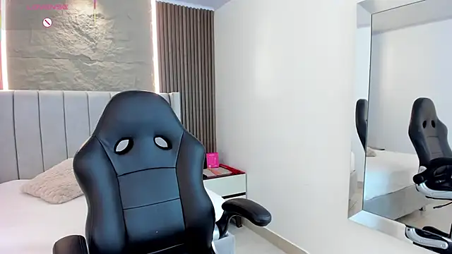 LISAPALMER7 webcam