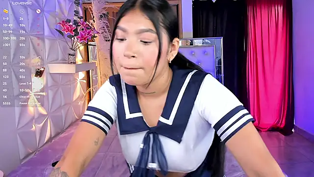 miss_alice_jones (F young) - Nude dance+Oil in ass