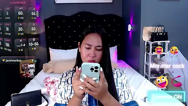 HOTTESTCANDYTS webcam