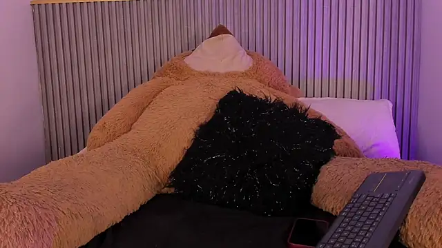 ashvalentine_ live cam