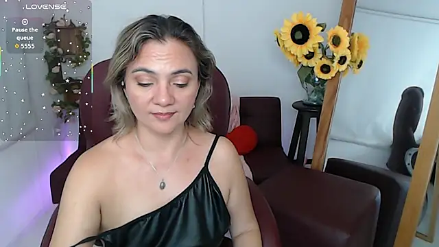 ana_milf webcam