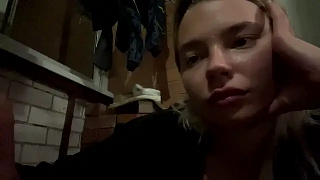 KimberliBaskerville webcam