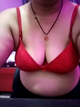 CUTIE_PIE_X live cam on StripChat