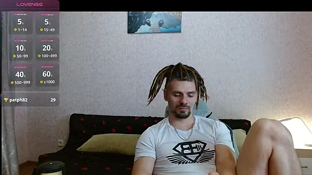 Aestheticguy101 webcam