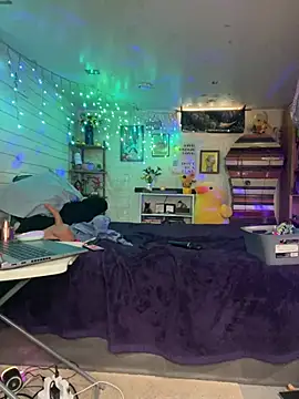TrenaAnne webcam