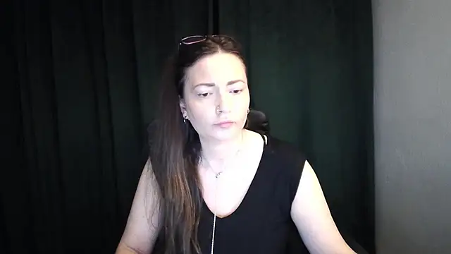 NoraMilf webcam