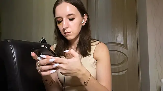 mia_labs1 live sex cam