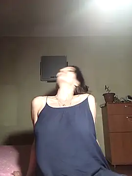 Alene_Lorrie live cam on StripChat