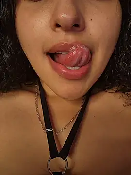 lucy_marin (F young) - panty aside + rub pussy