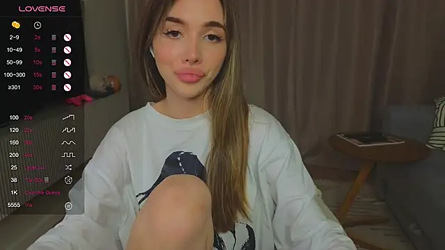shuggybaby live cam on StripChat