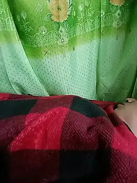 an-orphan live cam on StripChat