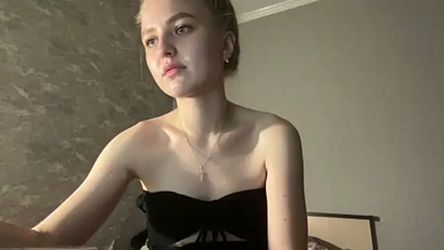 Catrinaringquist's cam show statistics and live stream