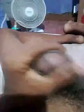 PAUGROSSO18CM live cam on StripChat