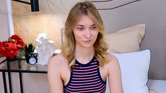 amadareine (F teen) - explicit dancing