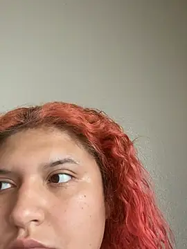 puchibad live cam on StripChat
