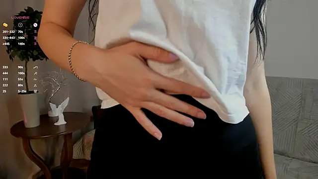 ImmortalWaifu live cam on StripChat