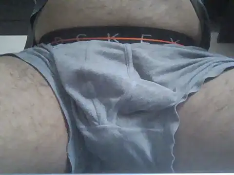 OnlyGirlsAllowedd live cam on StripChat