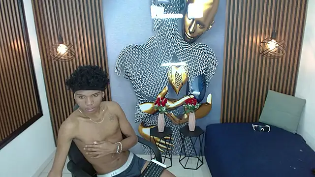 AlessandroBlack_ webcam