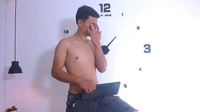 Ethan_Brooks_