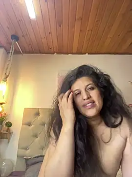 Andrea_secret_ live cam on StripChat