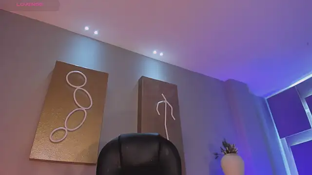 EveBensonX live cam on StripChat