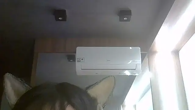SkinnyKitten live cam