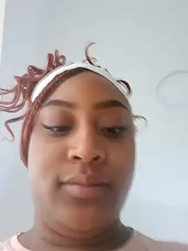Adelehottman webcam