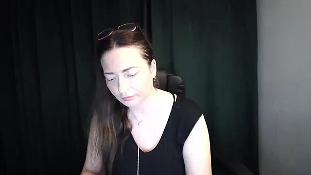 NoraMilf webcam
