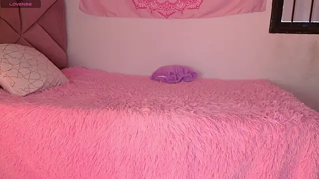 eva_sin18 (F young) - double penetration