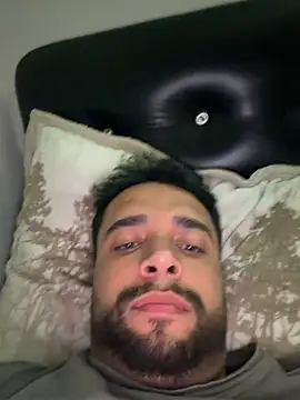 Arin21201 webcam