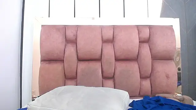 arianna_pearl webcam
