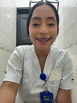 MiaCamille_ webcam