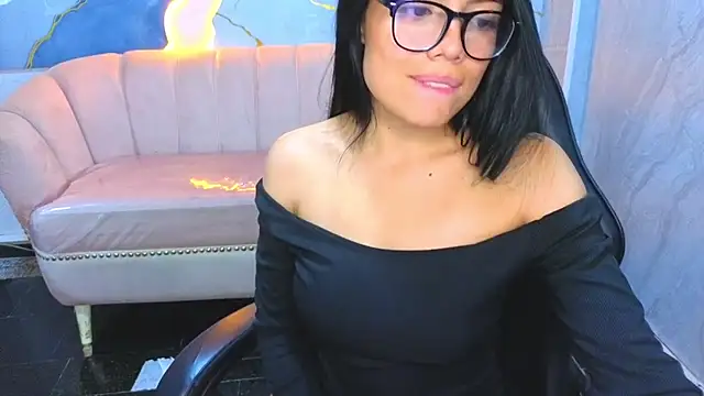_Charlottee_b webcam