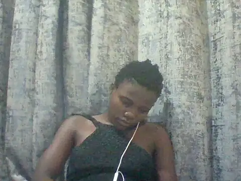 tina_2030 webcam