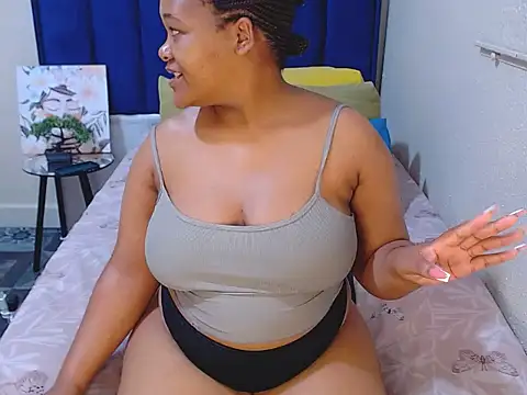 SweetJuicyPussy97 webcam