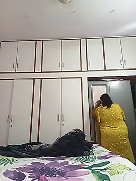 Ragavi-kannada-telugu webcam