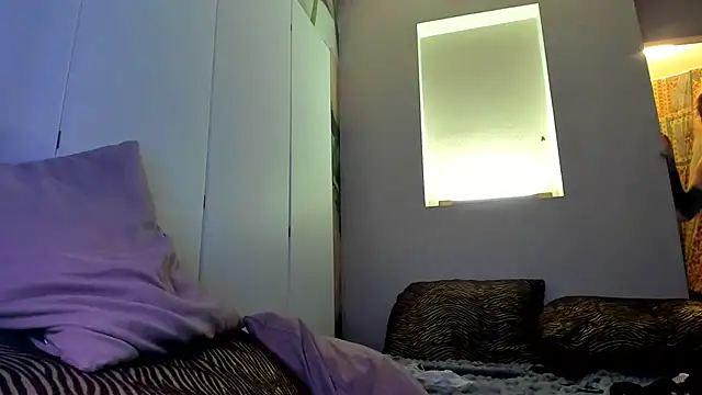 RosyFoxy webcam