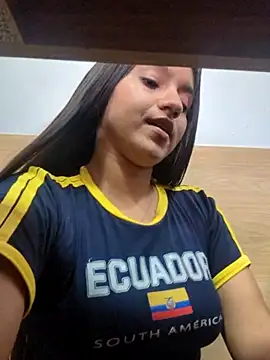 DulceCaroX's live cam
