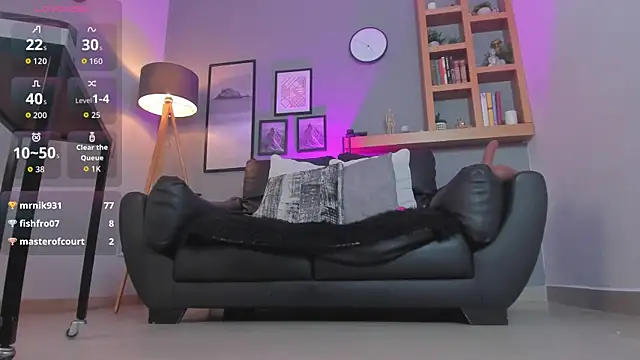 Zafiro_gem__ live cam on StripChat