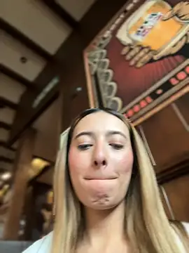 kloe__t18 webcam