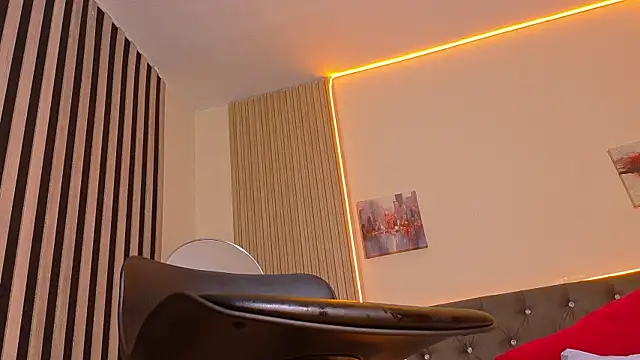 Alex_Bloom webcam