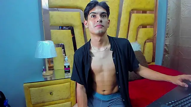 TaylerCruz webcam
