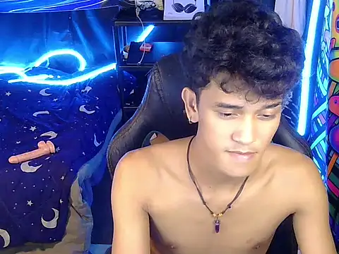 hugekenbigcock webcam