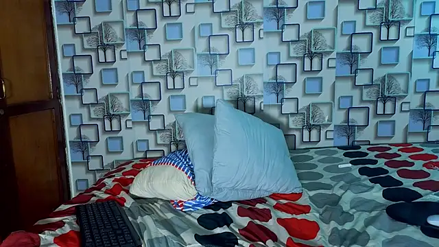 LoganSteel_ webcam