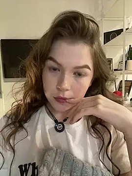 Alice_Night webcam