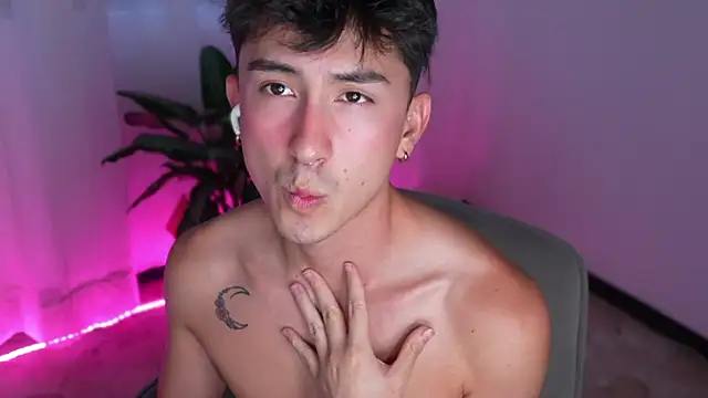 sweettaaron01