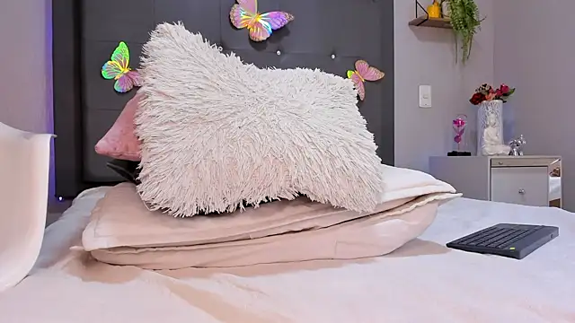 emma_lye webcam