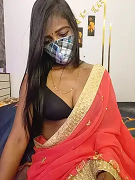 Misss-julli live cam on StripChat