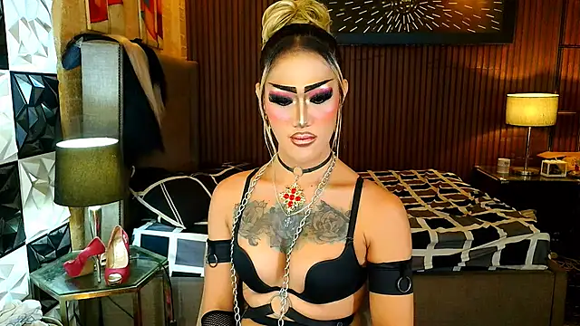 HorseCockDivine webcam